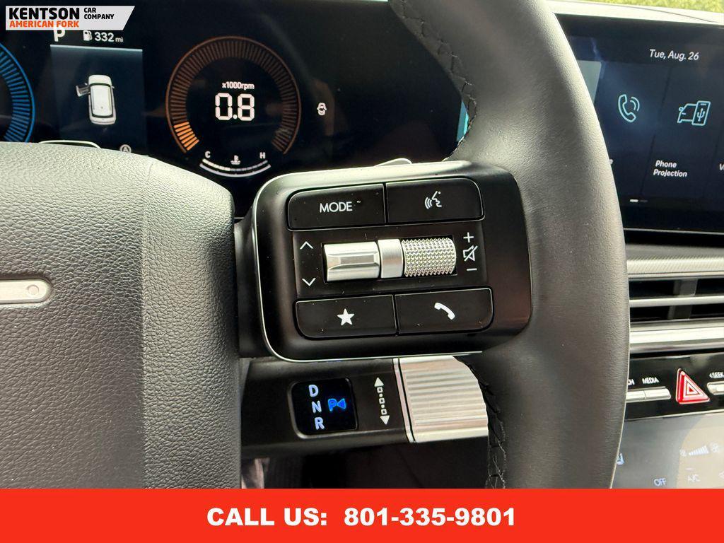 used 2025 Hyundai Santa Fe car, priced at $30,950