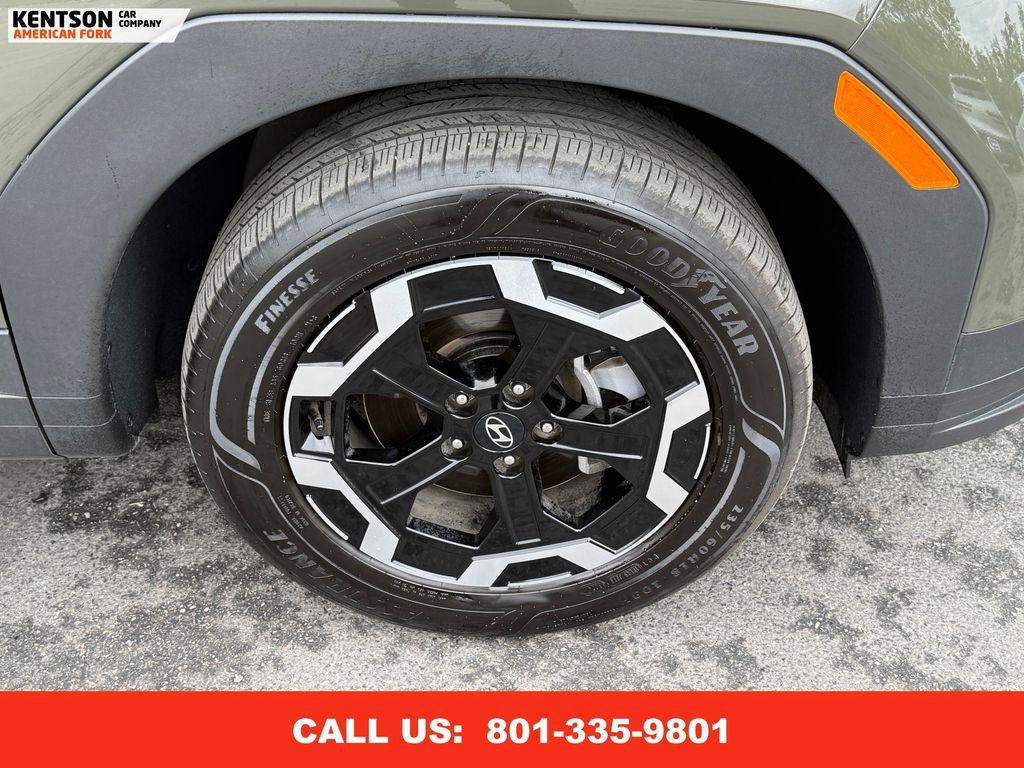 used 2025 Hyundai Santa Fe car, priced at $30,950