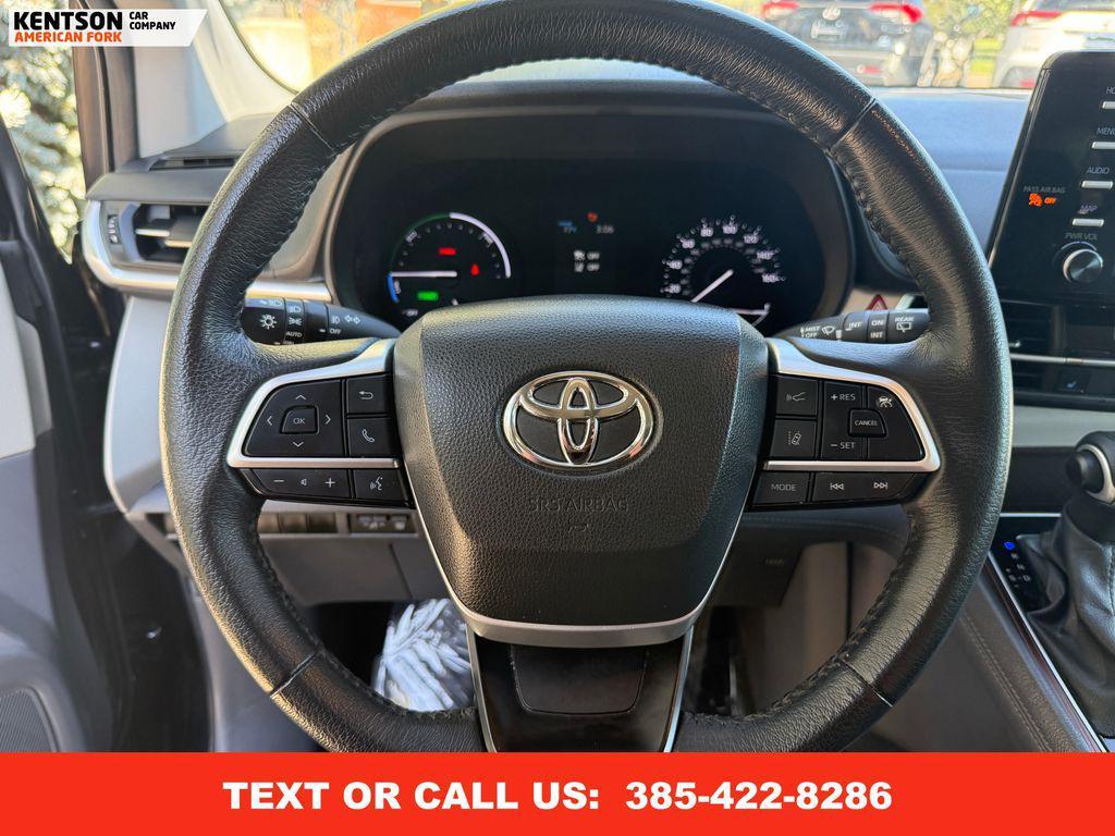 used 2024 Toyota Sienna car, priced at $36,450