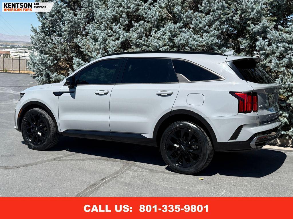 used 2022 Kia Sorento car, priced at $28,750