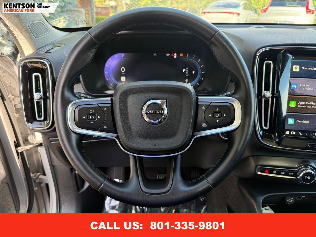 used 2025 Volvo XC40 car, priced at $31,550