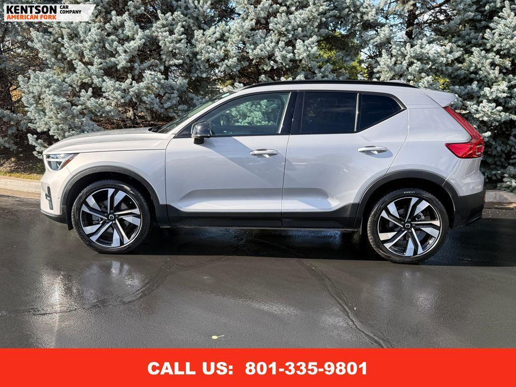 used 2025 Volvo XC40 car, priced at $31,550