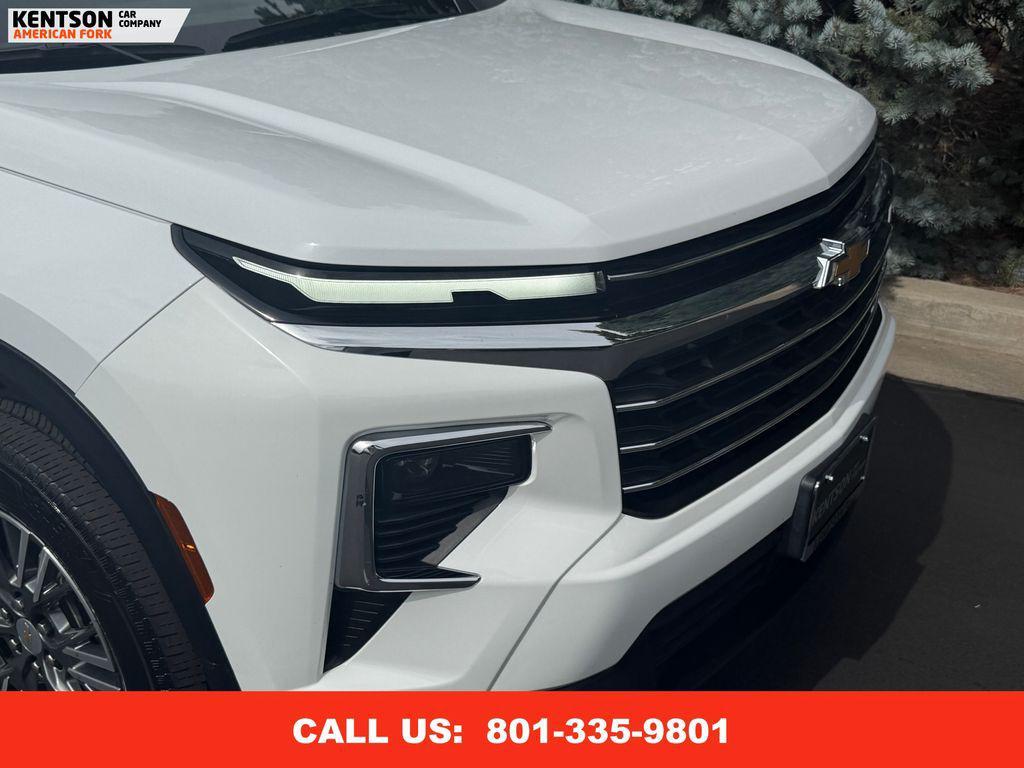 used 2024 Chevrolet Traverse car, priced at $37,650