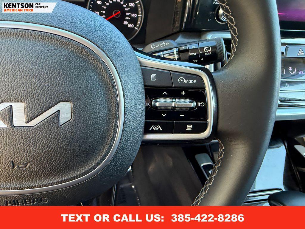 used 2022 Kia Sorento car, priced at $31,950