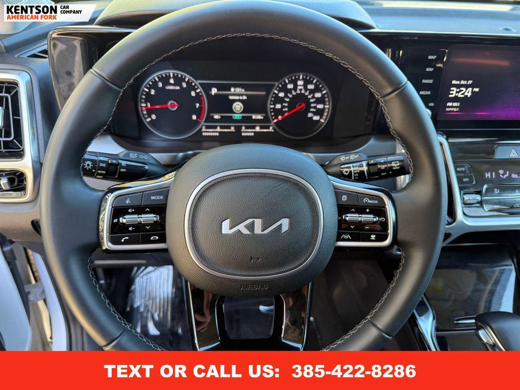 used 2022 Kia Sorento car, priced at $31,950