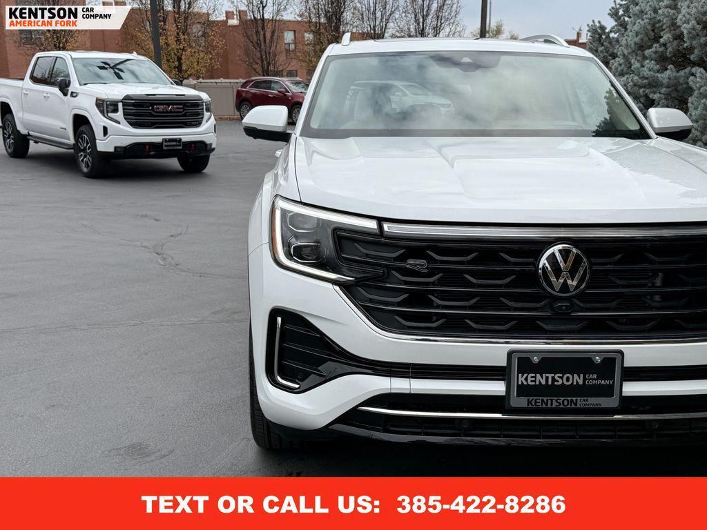 used 2025 Volkswagen Atlas car, priced at $45,450