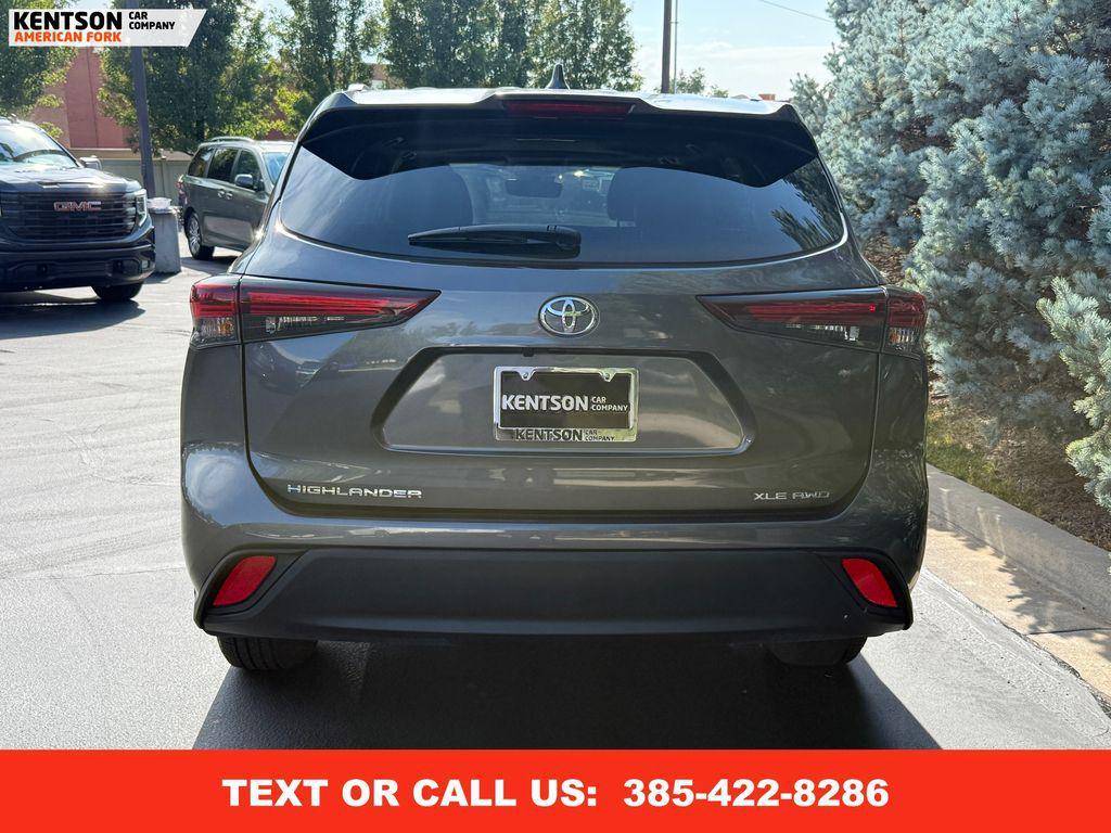 used 2025 Toyota Highlander car, priced at $40,950