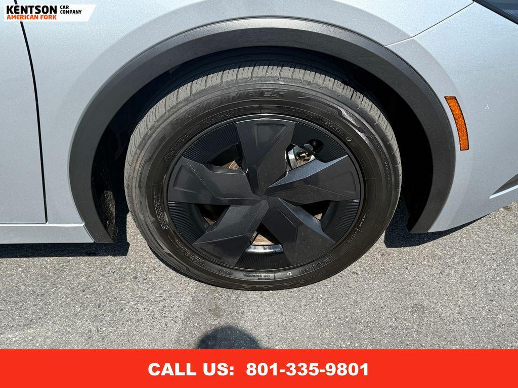 used 2025 Toyota Prius car, priced at $27,950