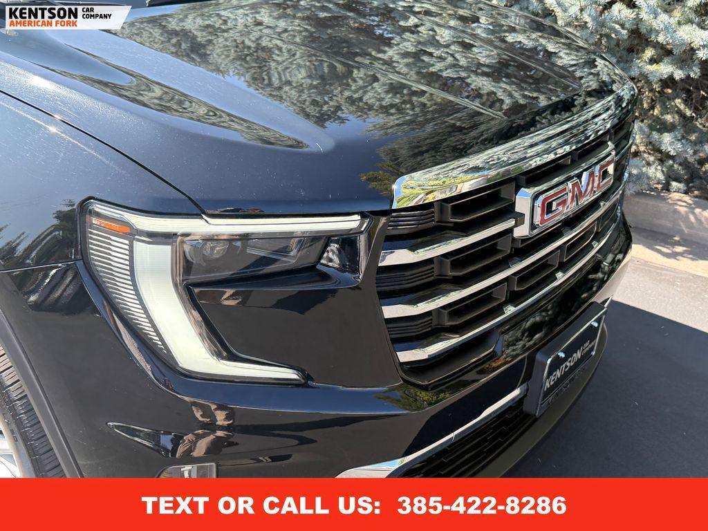 used 2024 GMC Acadia car, priced at $35,650