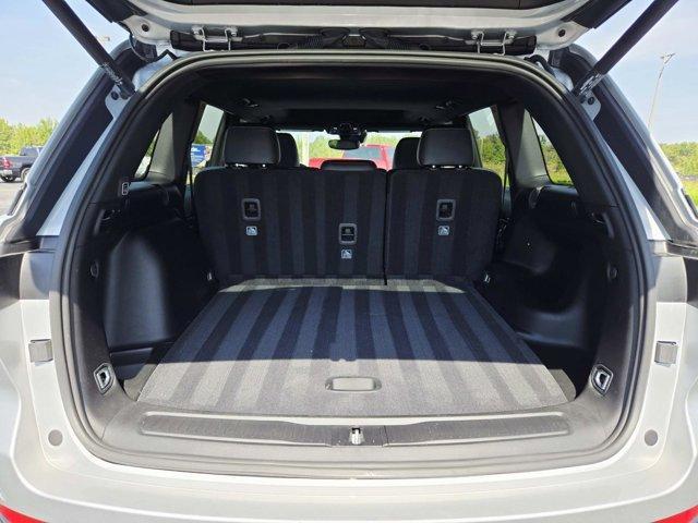 used 2024 Jeep Grand Cherokee car, priced at $35,977