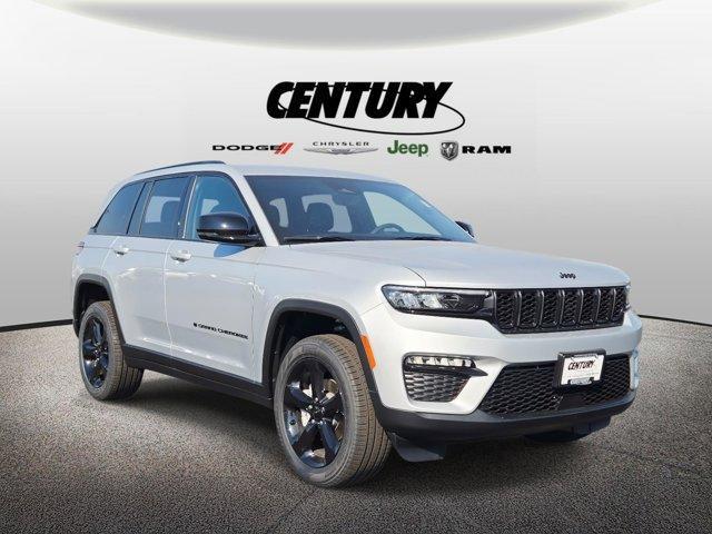 new 2025 Jeep Grand Cherokee car, priced at $41,470