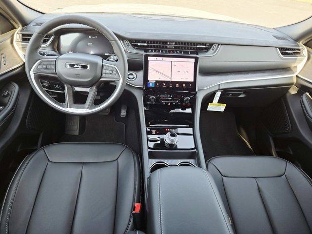 new 2025 Jeep Grand Cherokee car, priced at $41,970