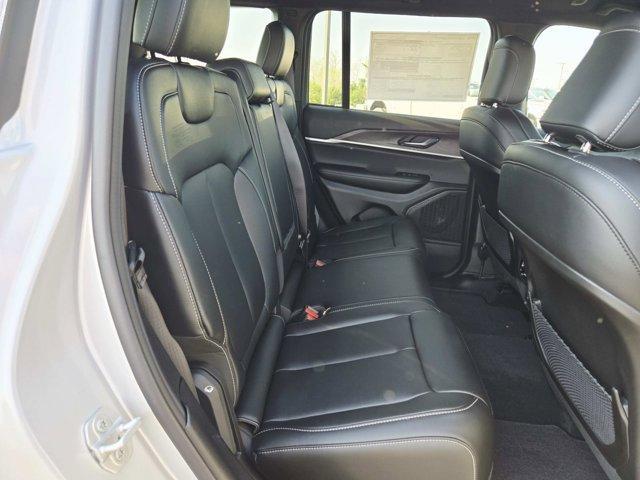 new 2025 Jeep Grand Cherokee car, priced at $41,970
