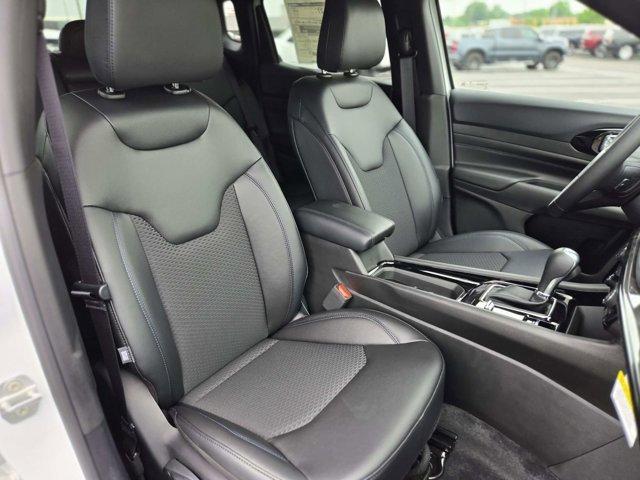 new 2025 Jeep Compass car, priced at $30,160