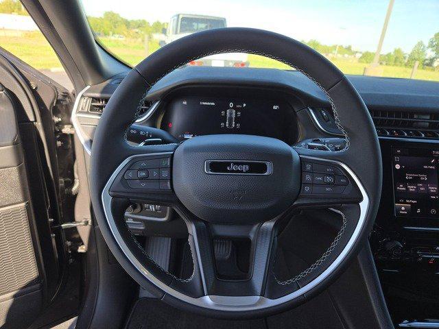 new 2025 Jeep Grand Cherokee car, priced at $36,675