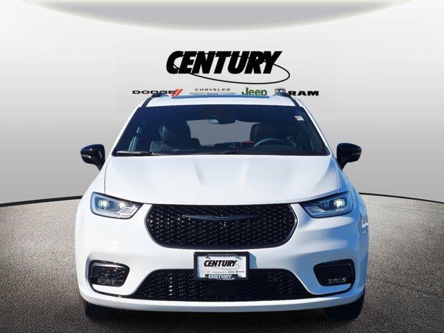 new 2026 Chrysler Pacifica car, priced at $46,750