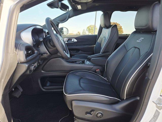 new 2026 Chrysler Pacifica car, priced at $46,750