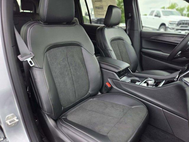 new 2025 Jeep Grand Cherokee L car, priced at $44,875