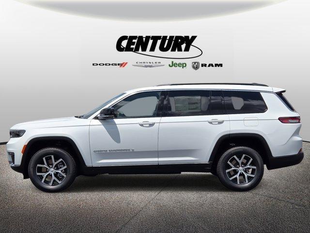 new 2025 Jeep Grand Cherokee L car, priced at $42,900