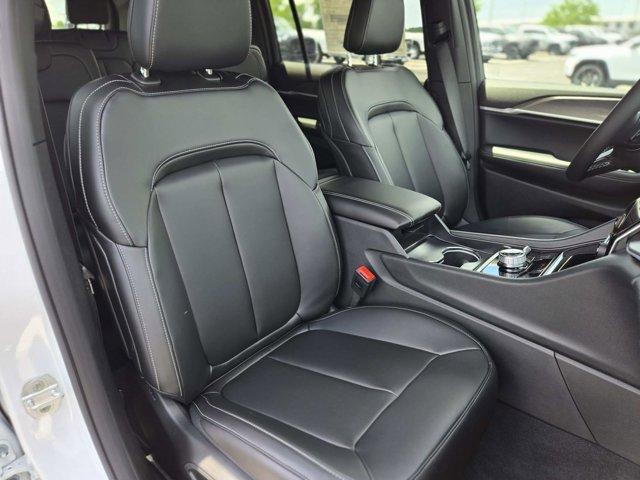 new 2025 Jeep Grand Cherokee L car, priced at $42,900