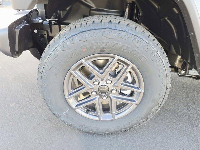 new 2026 Jeep Gladiator car, priced at $47,315