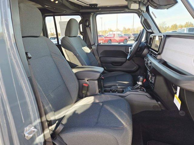 new 2026 Jeep Gladiator car, priced at $47,315