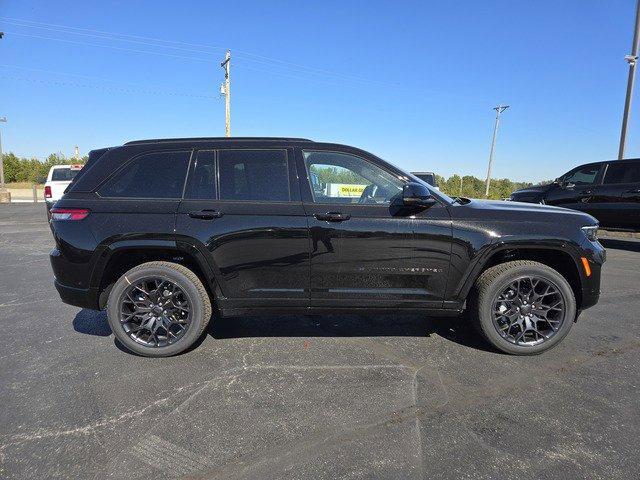 new 2025 Jeep Grand Cherokee car, priced at $56,975