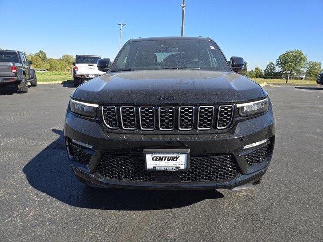 new 2025 Jeep Grand Cherokee car, priced at $56,975