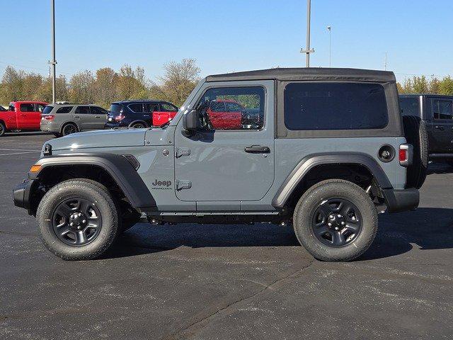 new 2025 Jeep Wrangler car, priced at $32,180