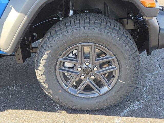 new 2025 Jeep Wrangler car, priced at $45,510