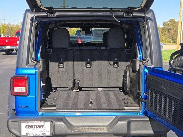 new 2025 Jeep Wrangler car, priced at $47,010