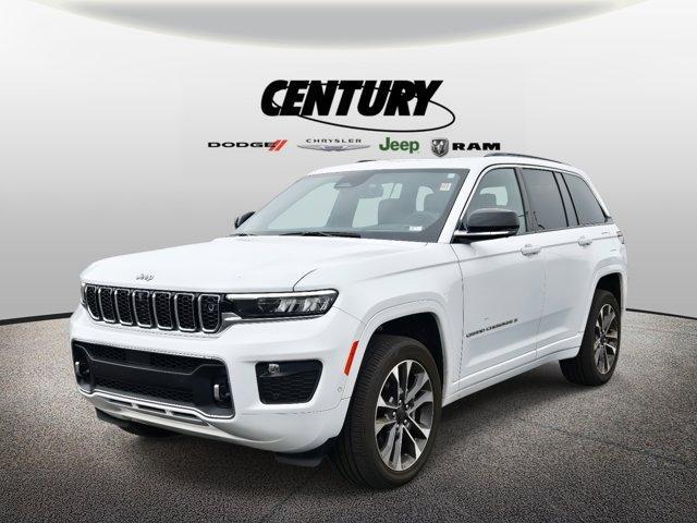 used 2024 Jeep Grand Cherokee car, priced at $48,977