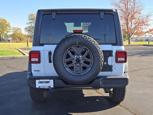 new 2025 Jeep Wrangler car, priced at $46,415