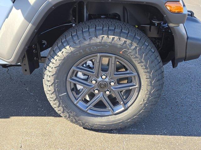 new 2025 Jeep Wrangler car, priced at $46,415