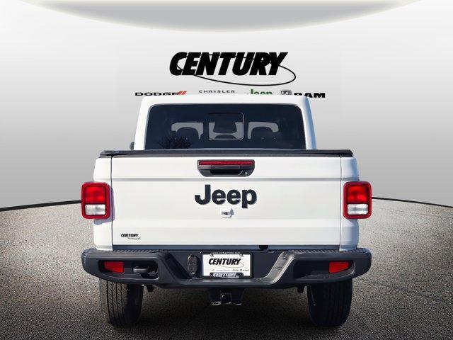 new 2026 Jeep Gladiator car, priced at $47,345