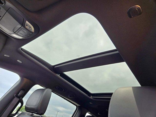 new 2025 Chrysler Pacifica car, priced at $47,845