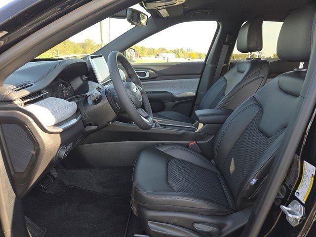 new 2025 Jeep Compass car, priced at $26,360