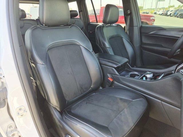 used 2024 Jeep Grand Cherokee car, priced at $33,977