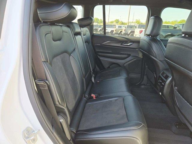 used 2024 Jeep Grand Cherokee car, priced at $33,977