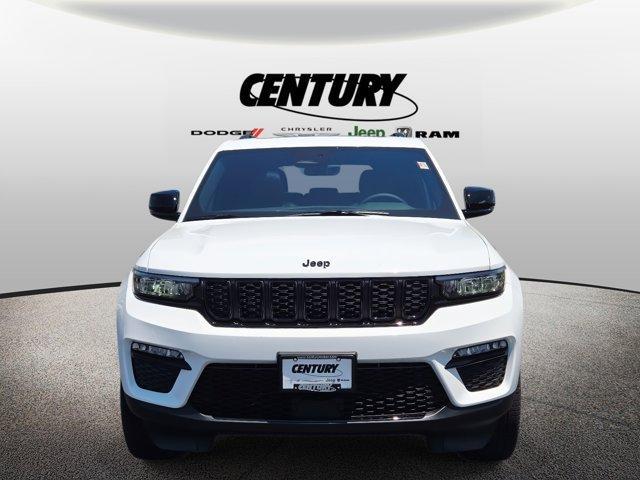 new 2025 Jeep Grand Cherokee car, priced at $45,890