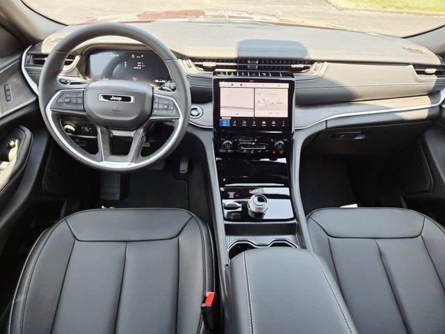 new 2025 Jeep Grand Cherokee car, priced at $46,735
