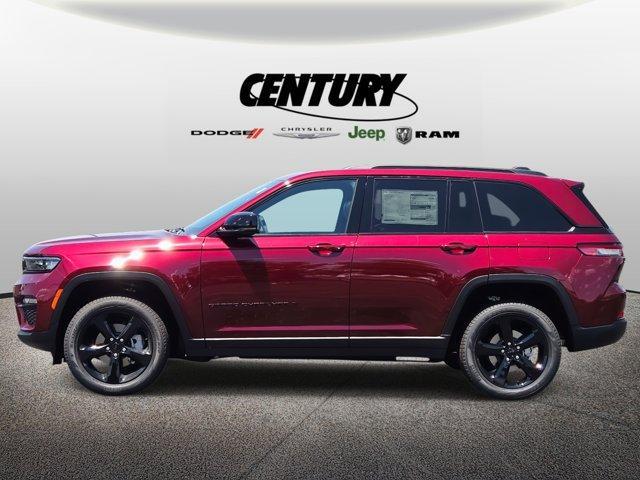 new 2025 Jeep Grand Cherokee car, priced at $46,735