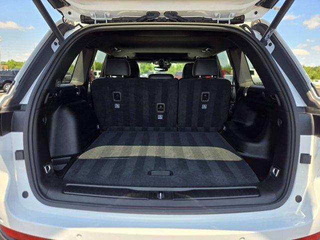 used 2024 Jeep Grand Cherokee car, priced at $37,977