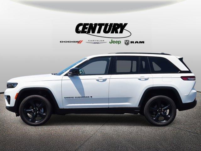 used 2024 Jeep Grand Cherokee car, priced at $37,977