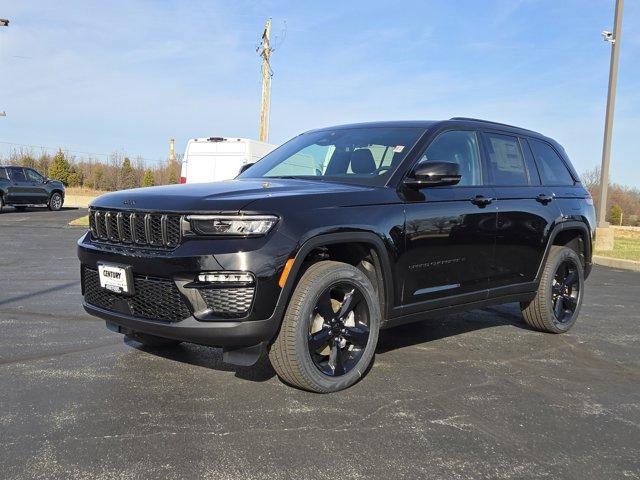 new 2025 Jeep Grand Cherokee car, priced at $45,020