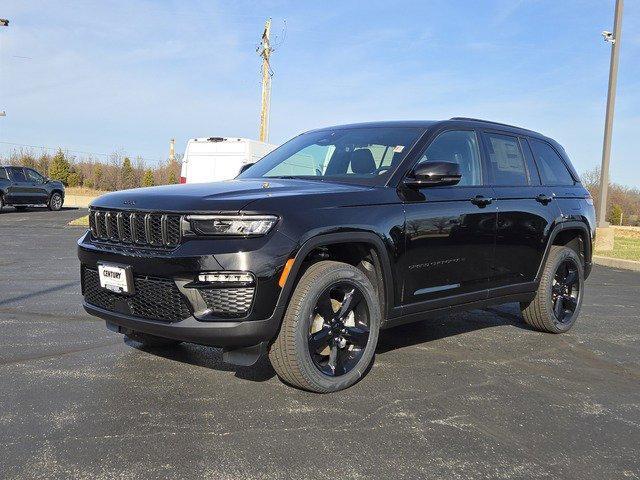 new 2025 Jeep Grand Cherokee car, priced at $44,020