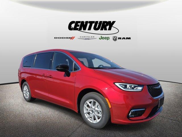 new 2025 Chrysler Pacifica car, priced at $44,315