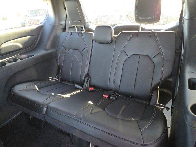 new 2025 Chrysler Pacifica car, priced at $43,315