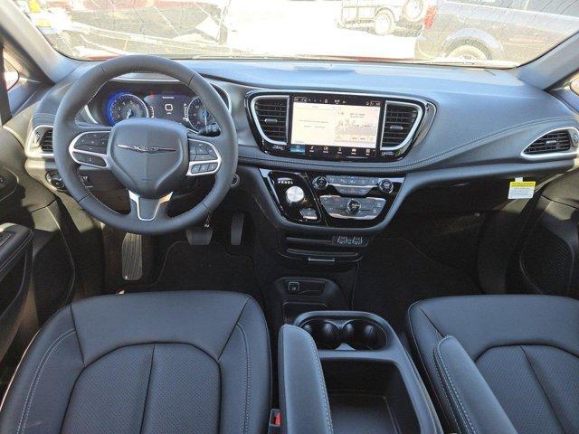 new 2025 Chrysler Pacifica car, priced at $43,315