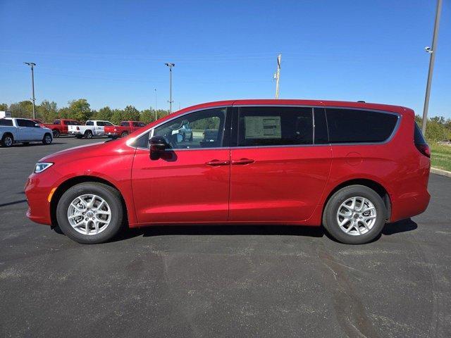 new 2025 Chrysler Pacifica car, priced at $43,315